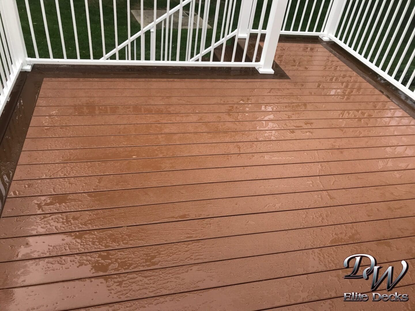 Composite Deck located in Overland Park, Kansas