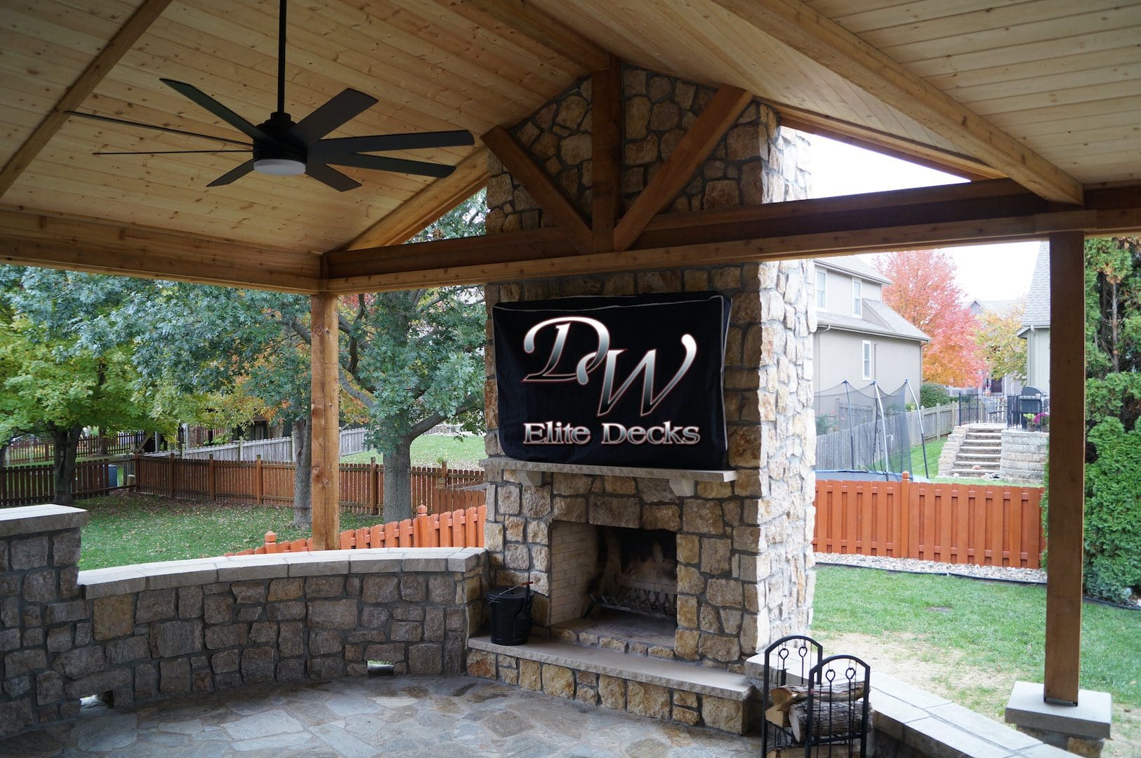 Covered Patio located in Lenexa, Kansas