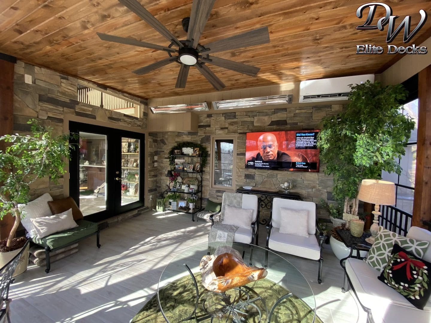 Screened Porch located in Olathe, Kansas