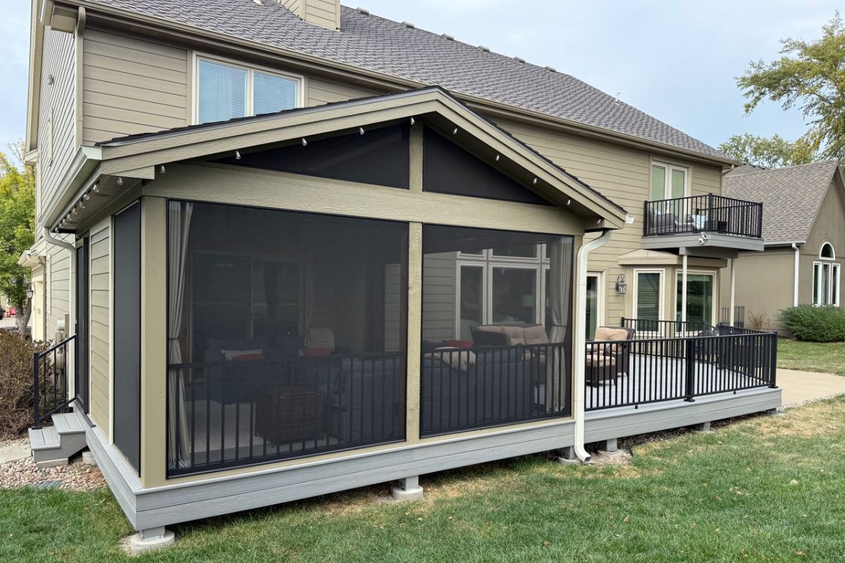 Screened Porches with Composite Flooring - Image 2
