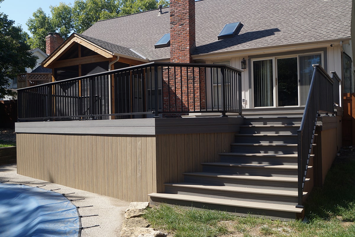 Westbury Deck Railing Systems - Banner